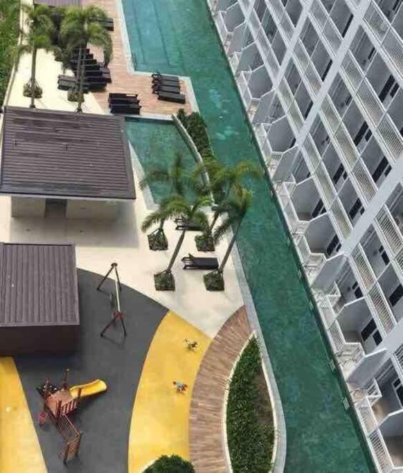 Breeze Residences - 1Br Unit With Balcony -Top Floor Manila Zewnętrze zdjęcie