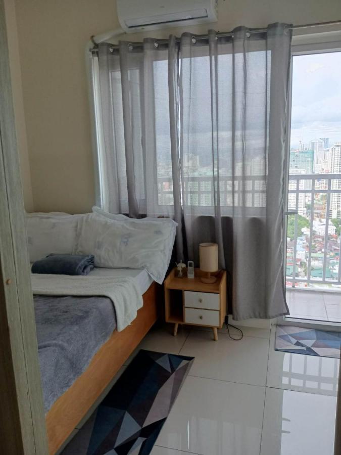 Breeze Residences - 1Br Unit With Balcony -Top Floor Manila Zewnętrze zdjęcie